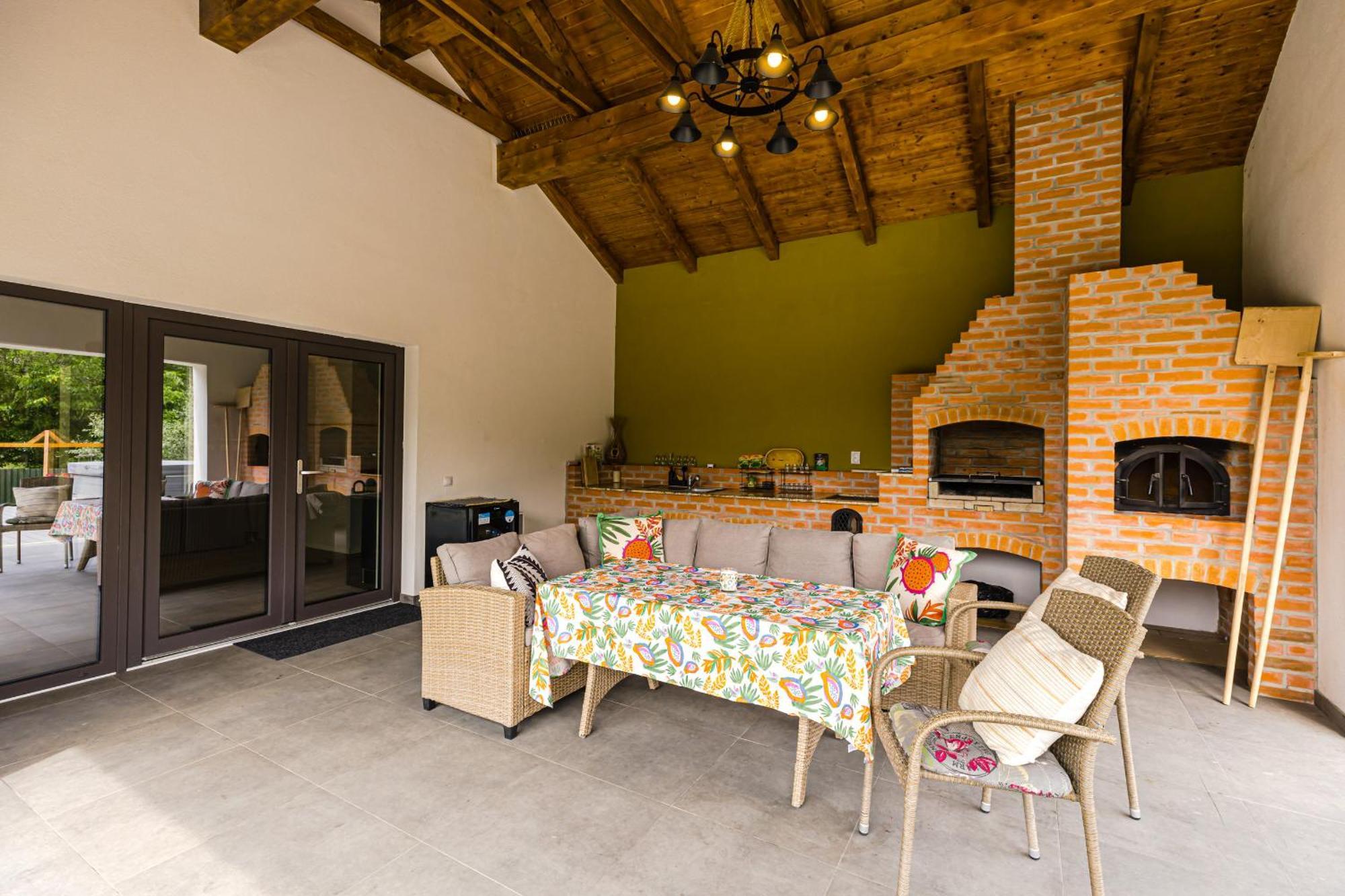 Ioanaguesthouse Turda Ngoại thất bức ảnh